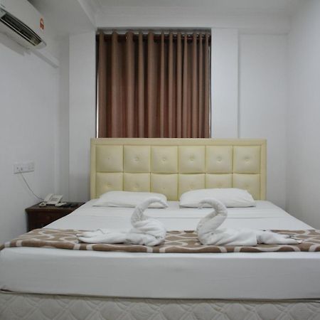 Saasha City Hotel Коломбо Экстерьер фото