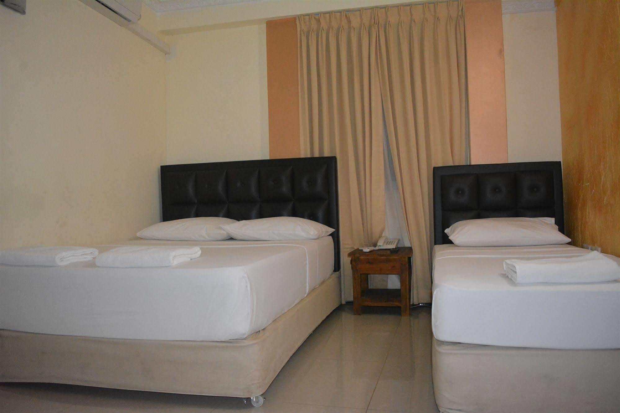 Saasha City Hotel Коломбо Экстерьер фото
